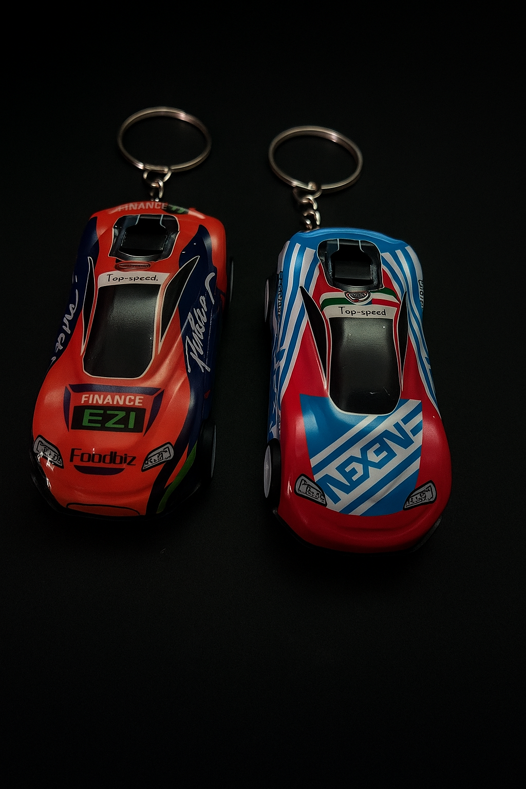 2 Small metallic car key chain